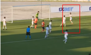 KIKS KAKAV SE RETKO VIĐA: Defanzivcu se smeje čitava Evropa (VIDEO)