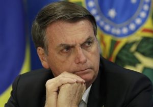 PREDSEDNIK BRAZILA PODIGAO VELIKU PRAŠINU: Neka igraju, fudbaleri imaju male šanse da umru