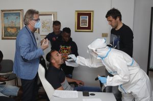 POKAZALI DRUŠTVENU ODGOVORNOST: Svi u Partizanu negativni na COVID-19 na novom testiranju