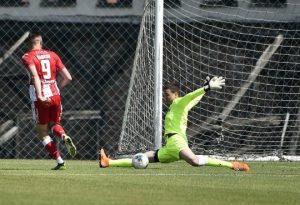 PRVI TIM CRVENE ZVEZDE NADIGRAO OMLADINCE: Izabranici Dejana Stankovića lako sa 3:0 pobedili mlade nade crveno-belih