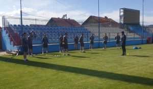 RADNIK UPALIO MOTORE: U Surdulici sve spremno, igrači ponovo na terenu