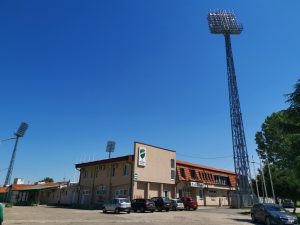 KOLUBARA SPREMNA ZA SUPERLIGU: Stadion u Lazarevcu u punom sjaju (FOTO)