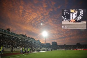 UŽASNA SCENA: Navijač leži u polusvesnom stanju, dok policija i navijači prolaze (VIDEO