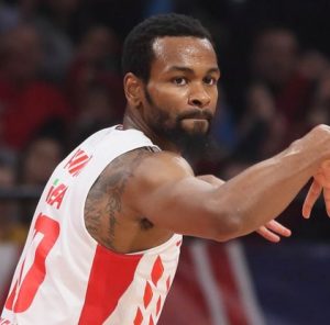 ZVEZDA OSTAJE BEZ JEDNOG OD NAJBOLJIH POENTERA: Kevin Panter meta Evroligaša?!