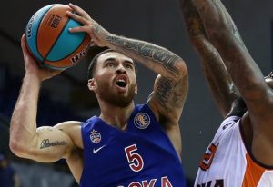 DŽEJMS JE SUSPENDOVAN: Poznato je sa kim se potukao!