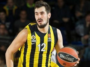 BURA NA DRUŠTVENIM MREŽAMA: Nikola Kalinić objavio fotografiju i razgalio mnoge navijače Crvene zvezde (FOTO)