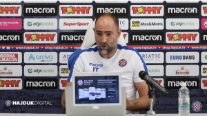 TUDOR U RATU SA ‘SEDMOM SILOM’: Trener Hajduka ismevao predstavnika medija, oštro reagovalo udruženje novinara (VIDEO)