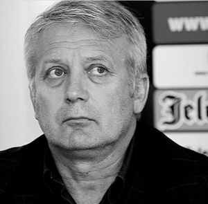 TEŽAK UDARAC ZA SRPSKI FUDBAL: Preminuo Vladimir Bulatović!