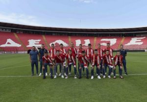 ZVEZDA NE BRINE ZA BUDUĆNOST: Crveno-beli potpisali ugovore sa 17 bisera iz omladinske škole