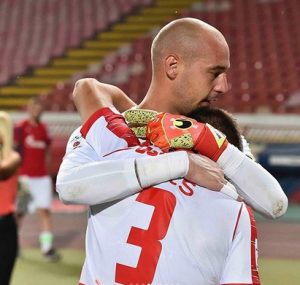 OBUZELE GA EMOCIJE: Branko Jovičić nije mogao da zaustavi suze nakon meča (FOTO)