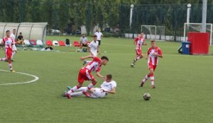 LOPTA NIJE HTELA U MREŽU: Kadeti Crvene zvezde odigrali bez golova sa Čukaričkim