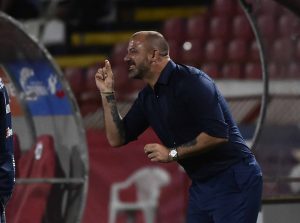 ZVEZDAŠI ‘GRME’ NA ‘TVITERU’: Navijači crveno-belih veoma nezadovoljni, nisu propustili da ‘potkače’ ni Stankovića (FOTO)