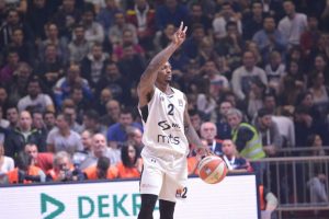 BIVŠI PLEJ PARTIZANA PRONAŠAO NOVI ANGAŽMAN: Eksplozivni Amerikanac potpisao ugovor sa izraelskim timom!