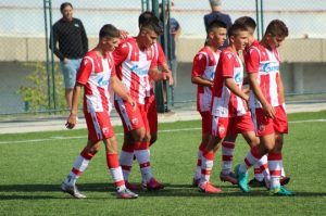 CRVENO-BELI DEKLASIRALI BRODARAC: Kadeti Zvezde brojali do sedam!