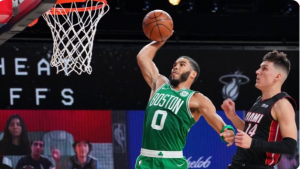 UZBUDLJIVO U NBA: Braun i Tejtum ‘srušili’ Majami i smanjili zaostatak! (VIDEO)