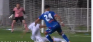 DELIJE NA ‘NOGAMA’: Da li su crveno-beli oštećeni za penal? (VIDEO)