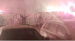 VELIKA BAKLJADA OBASJALA POŽEGU: Grobari na spektakularan način pružili podršku svojim pulenima pred sutrašnji meč! (VIDEO)