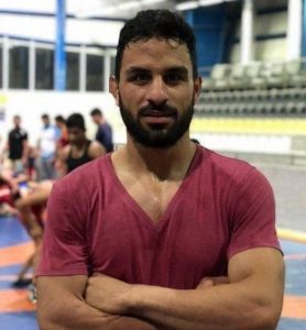CEO SVET JE APELOVAO, TRAMP JE MOLIO, ALI UZALUD: Pogubljen iranski rvač koji je osuđen zbog ubistva!
