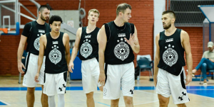 PARNI VALJAK NASTAVLJA DA MELJE: Još jedna pobeda crno-belih, savladan je Vujoševićev Kluž!