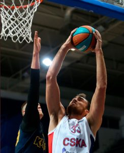 MILUTINOV SE VRAĆA: Srpski centar presrećan zbog povratka na teren (VIDEO)