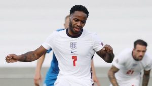 SRPSKI ARBITAR U GLAVNOJ ULOZI: Englezi u finišu slomili Island i došli do trijumfa (VIDEO)