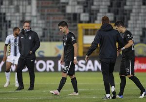 OVA PARTIZANOVA SEZONA JE VEĆ ‘NULA’: Legenda crno-belih bez dlake na jeziku o sinoćnoj utakmici – Šarloa je lider u Belgiji, to je fudbalska tragedija!