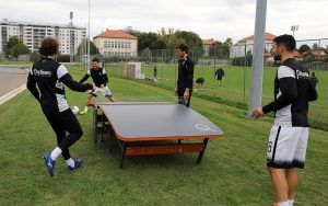 UZBUDLJIVO U TELEOPTIKU: Lola, Markec, Stojke i Miljko igrali ‘Teqball’, a evo ko je pobedio! (VIDEO)