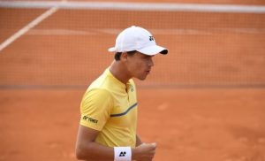 NEMAC NASTAVLJA SVOJU BAJKU U PARIZU: Altmajer eliminisao sedmog nosioca sa Rolan Garosa!