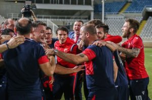 STANKOVIĆ SPREMIO IZNENAĐENJE ZA HOFENHAJM: Evo za kojih 11 fudbalera se odlučio strateg Crvene zvezde! (SASTAVI)