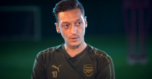 NIŠTA OD TURSKE: Ozil stiže u ‘crno-bele’!