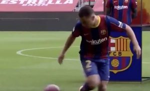 BLAMAŽA NA PROMOCIJI: Novi fudbaler Barselone se obrukao, navijači ga već ‘prozivaju’ (VIDEO)