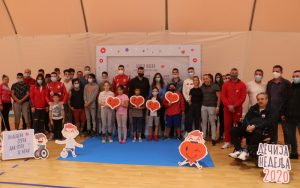 LEP GEST FUDBALERA PARTIZANA: Miljković i Urošević podržali ‘Dečiju nedelju’