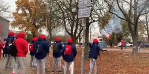 ‘DELIJE’ PRIREDILE BAKLJADU: Košarkaši Zvezde i u Minhenu imaju podršku! (VIDEO)