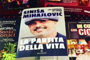 AUTOBIOGRAFIJA SINIŠE MIHAJLOVIĆA KOJA JE ‘ZAPALILA’ ITALIJU: Legendarni srpski fudbaler o poznanstvu sa Arkanom, a i uvredama koje je dobijao od Patrika Vijere!