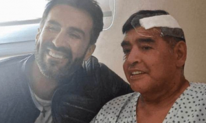 NAPUSTIO JEDNU, SAD IDE U DRUGU BOLNICU: Maradona hitno smešten u kliniku, ponovo se leči od zavisnosti!