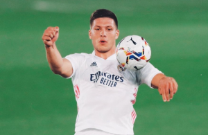 LUKA JOVIĆ NA METI ENGLESKOG KLUBA! Srpski napadač blizu Premijer lige!