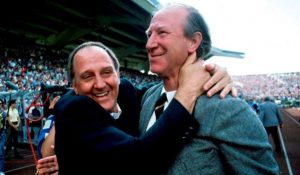 TUGA NA OSTRVU: Preminuo nekadašnji kapiten Junajteda, najbolji prijatelj i kum Bobija Čarltona!