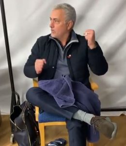 NIJE UZALUD GOSPODIN ‘POSEBNI’: Urnebesan snimak Žozea Murinja postao hit na društvenim mrežama! (VIDEO)