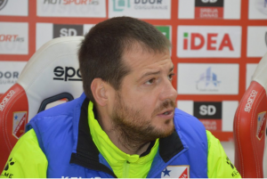 APSOLUTNO ŽELIM DA POBEDIM ZVEZDU: Lalatović ‘naoštren’ kao nikada do sad – trener Voše pred utakmicu sa Zvezdom prokementarisao pismo Nemanje Vidića! (VIDEO)