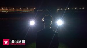 LJUBAV PREMA ZVEZDI JAČA OD SVEGA: Momak neverovatnog glasa nikoga neće ostaviti ravnodušnim (VIDEO)