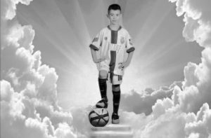 STRAŠNA TRAGEDIJA! FK Voždovac u žalosti za dečakom: ‘Ogi sada negde na nebeskom terenu trči za fudbalskom loptom i postiže golove’