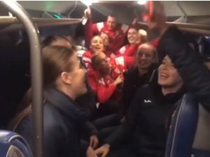 PALA MRLJA NA SENZACIJU U PRVOM MEČU: Hrvatske rukometašice se uz Tompsonove pesme spremaju za Srbiju (VIDEO)