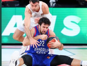 MICIĆ UPALIO OPCIJU ‘MVP’: Real pao u neizvesnoj završnici!