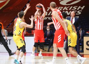 ZVEZDA PROKOCKALA +14 I DOŽIVELA PETI PORAZ U NIZU: Alba nakon produžetka slavila u Beogradu! (VIDEO)