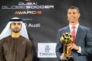 DUBAI JE DANAS UGOSTIO NAJBOLJE U OVOM VEKU: Ronaldo proglašen za najboljeg fudbalera! (VIDEO)