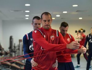 CRVENA ZVEZDA ODRADILA ŠESTI TRENING NA KIPRU: Naporan rad u teretani, pa zasluženi odmor! (FOTO)