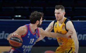 EFES RAZMONTIRAO HIMKI! Moskovljani se u Rusiju vraćaju sa -39! (VIDEO)