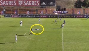 VELIKA TUGA: Preminuo fudbaler (24) koji se srušio na terenu, klub se odmah oglasio i saopštio užasne vesti