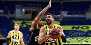 GUDURIĆ JE OČIGLEDNO NAVIKAO NA TO: Fenerbahče i Galatasaraj počeli utakmicu sa navijačima, pa završili bez njih!
