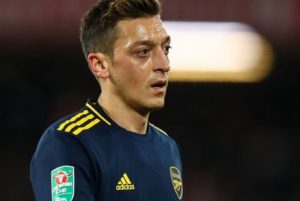 KONAČNO NAPUSTIO LONDON! Mesut Ozil više nije igrač Arsenala!